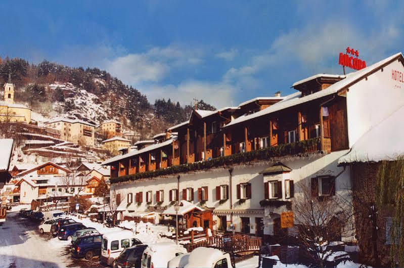 Hotel Ancora Castello-Molina di Fiemme Exteriér fotografie
