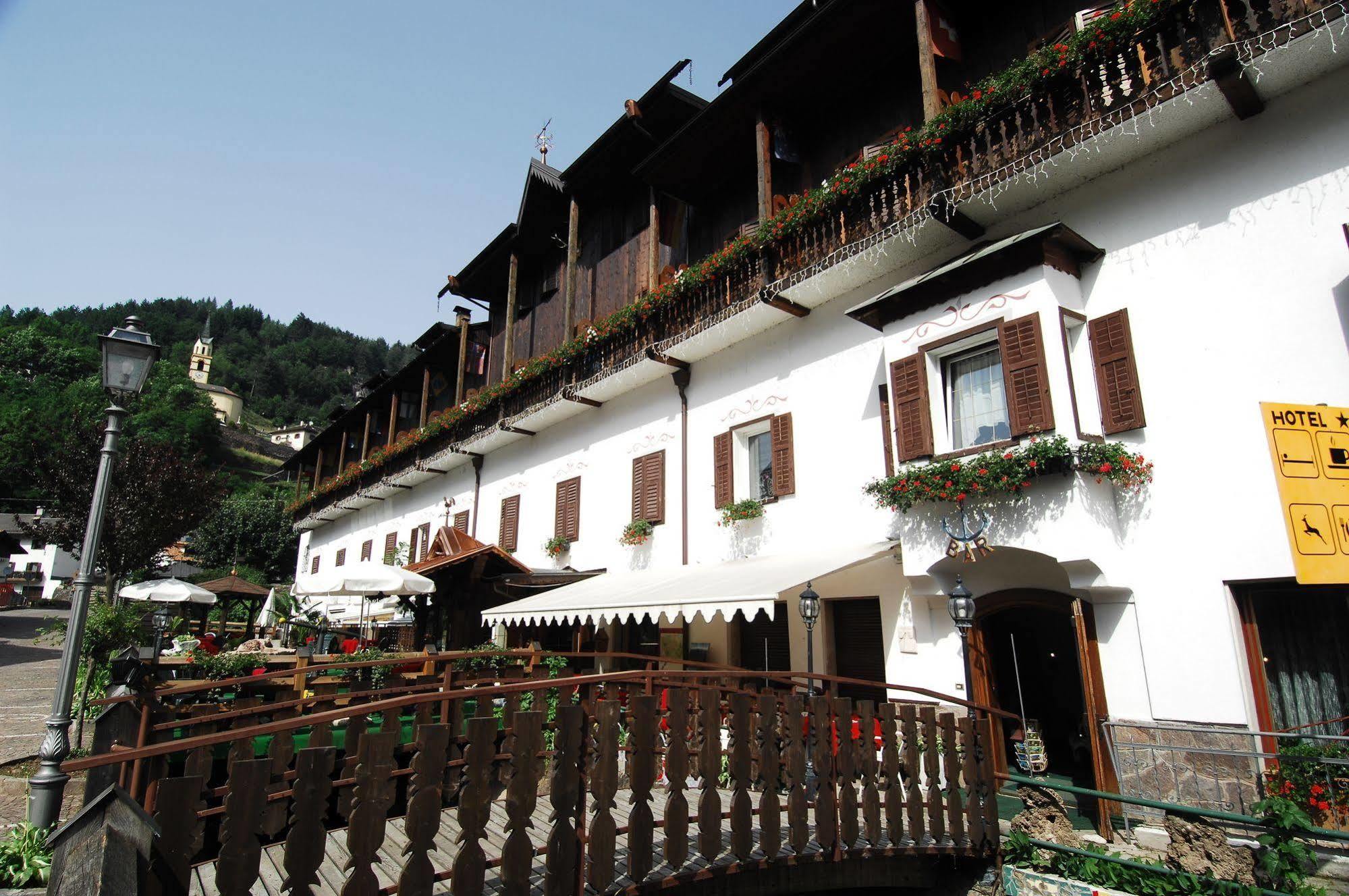 Hotel Ancora Castello-Molina di Fiemme Exteriér fotografie